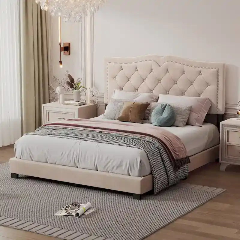 Lit plateforme moderne en velours avec tête de lit capitonnée